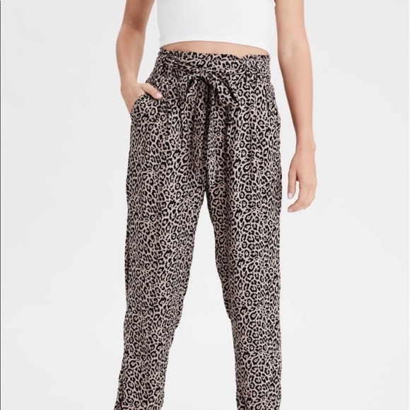 AE high Rise Leopard  cheetah animal Print Paper bag Pant wide leg size XS‎ NWT - Picture 3 of 14